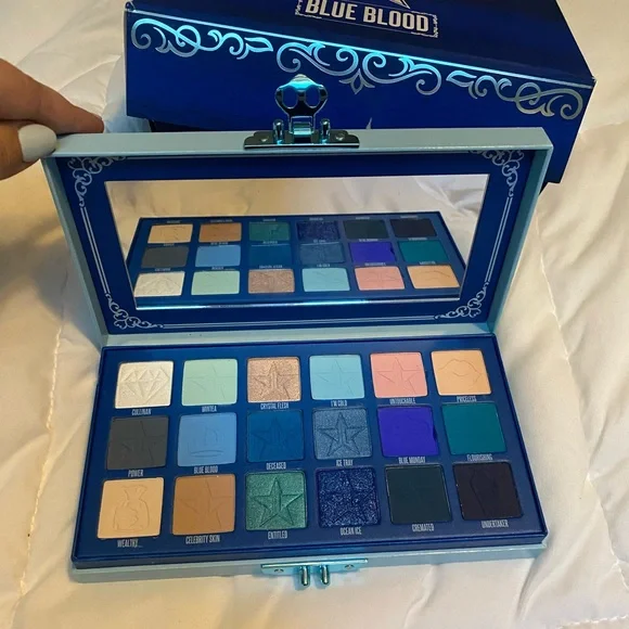 Jeffree Star Blue Blood Palette Eyeshadow - Picture 1 of 7